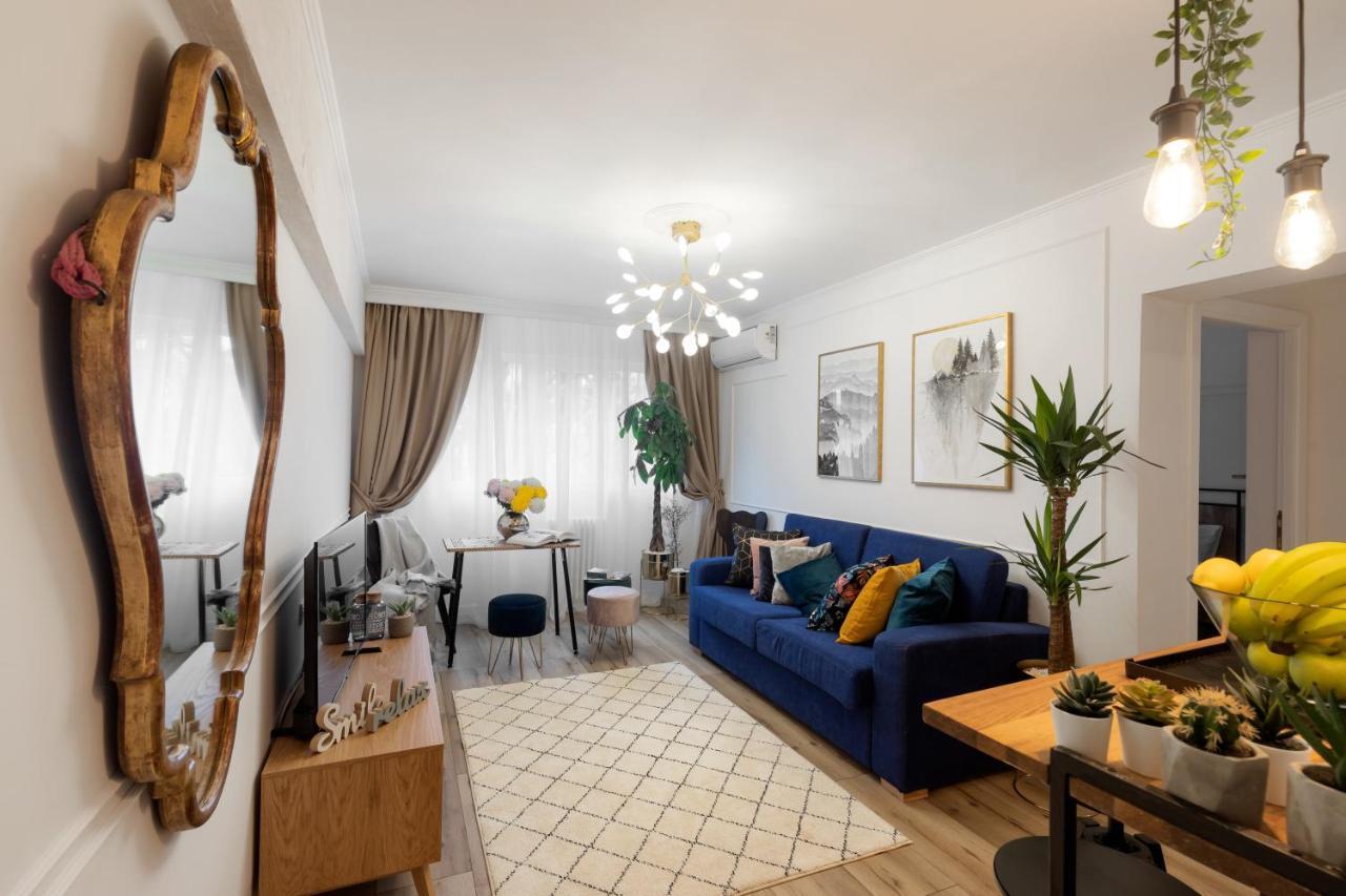Eclectic 3 Bedroom Calea Victoriei By Urbanesq Bukares Bagian luar foto